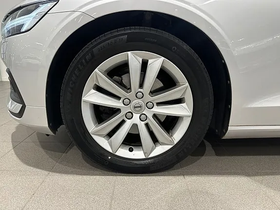 Volvo V60 2020 photo 3
