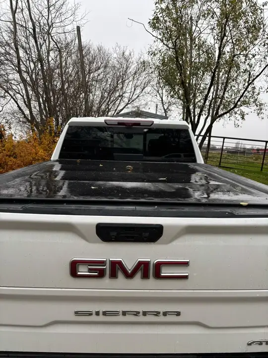 GMC Sierra 2023 photo 3