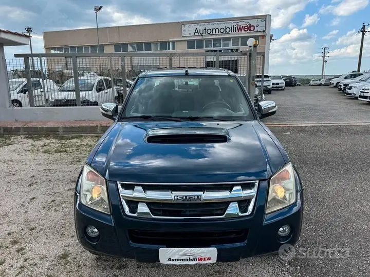 Isuzu D-Max 2011 photo 3