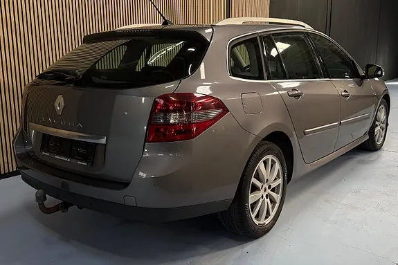 Renault Laguna Iii 2012 photo 4