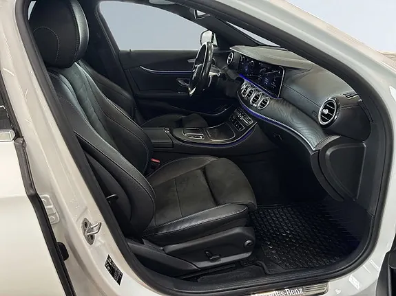Mercedes-Benz E300 2021 photo 4