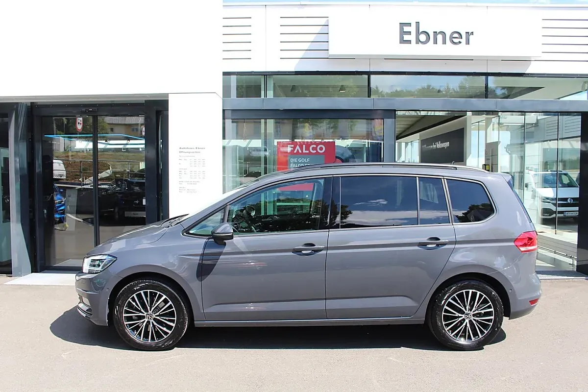 Volkswagen Touran 2026 photo 3