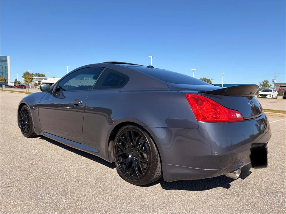 Infiniti G37X 2011 photo 5