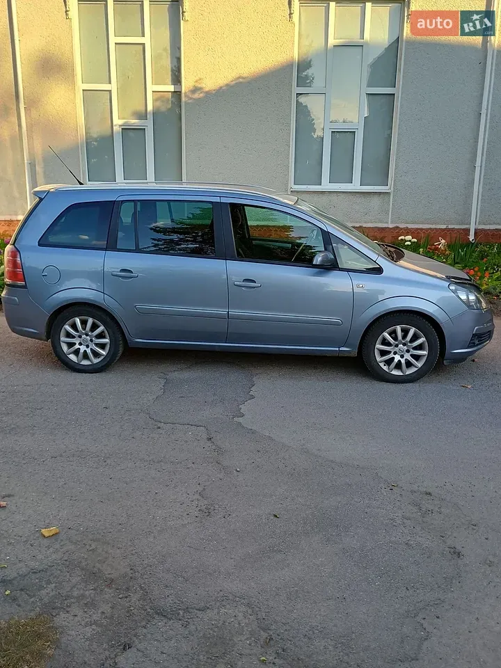 Opel Zafira 2007 photo 4