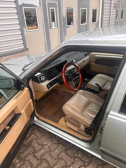 Volvo 740 1987 photo 3