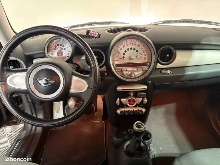 Mini Clubman 2008 photo 2