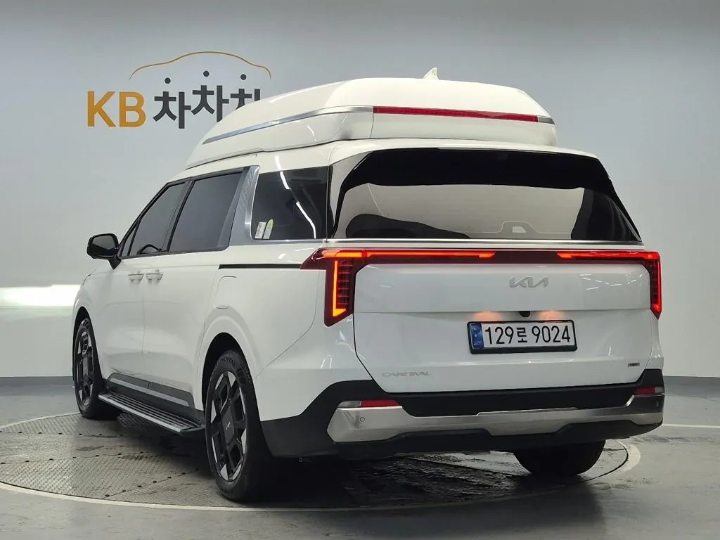 Kia Carnival 2025 photo 2