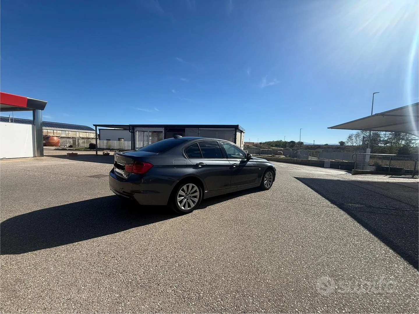 BMW 320 2014 photo 2