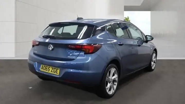Vauxhall Astra 2015 photo 4