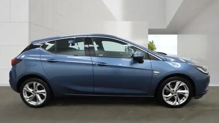Vauxhall Astra 2015 photo 5