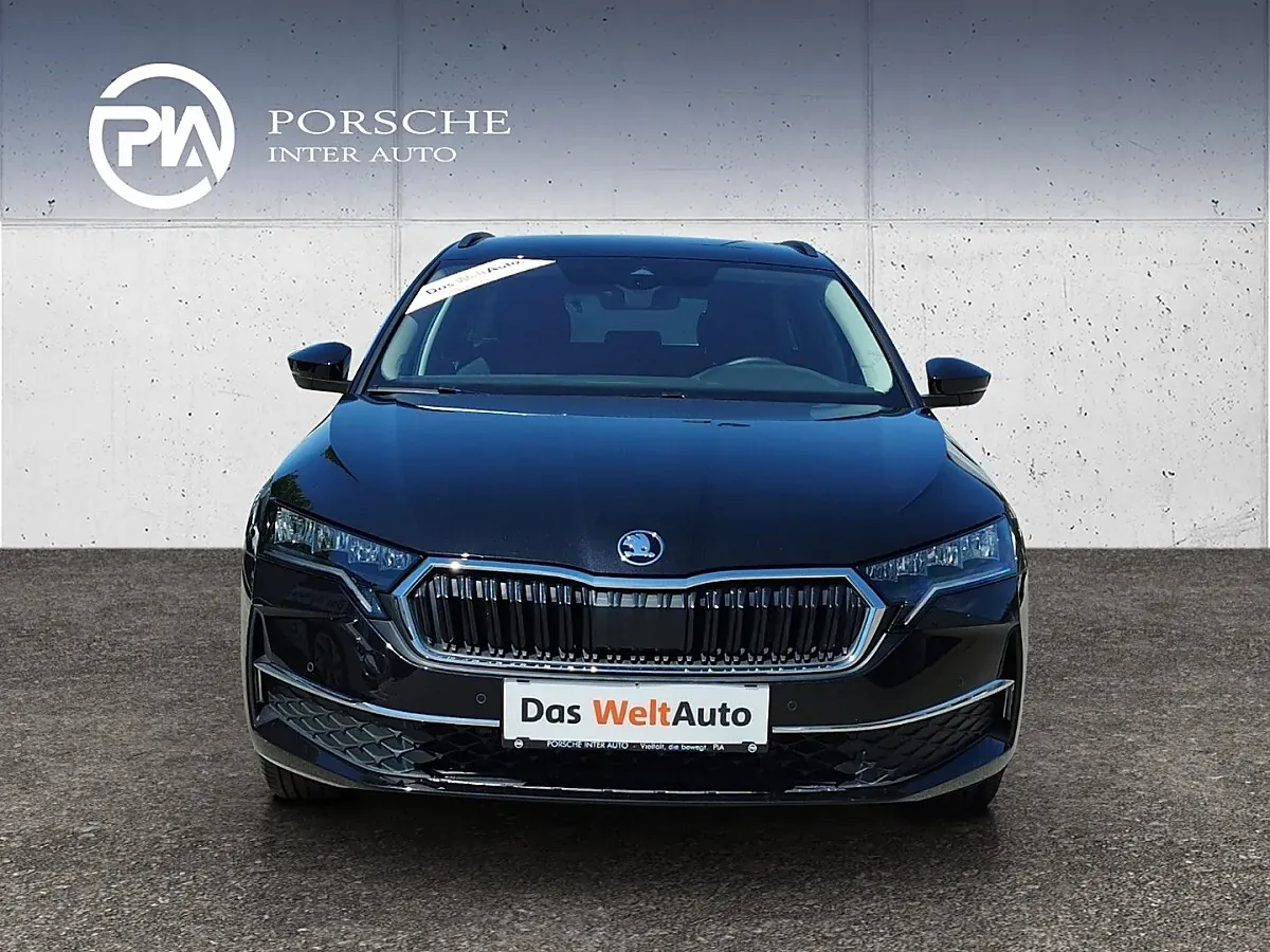 Skoda Octavia 2025 photo 2