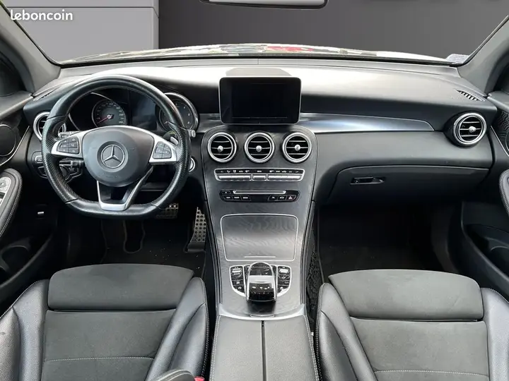 Mercedes-Benz Glc 2018 photo 2