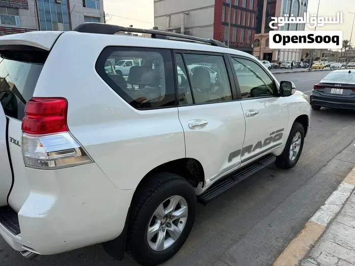 Toyota Prado 2011 photo 2