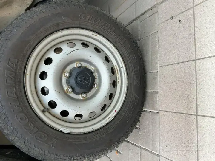 Toyota Hilux 2015 photo 4
