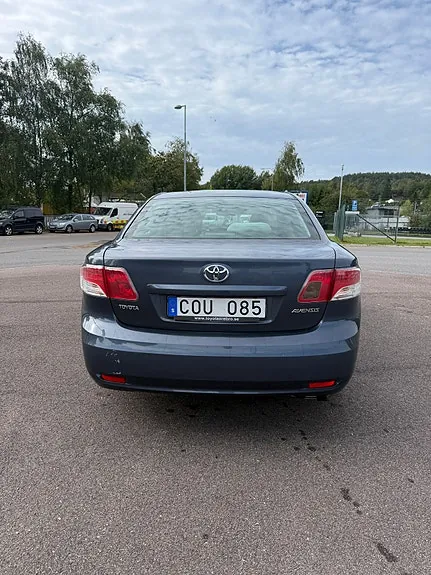 Toyota Avensis 2009 photo 4