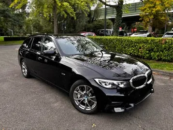 BMW 3 Series 2022 photo 3