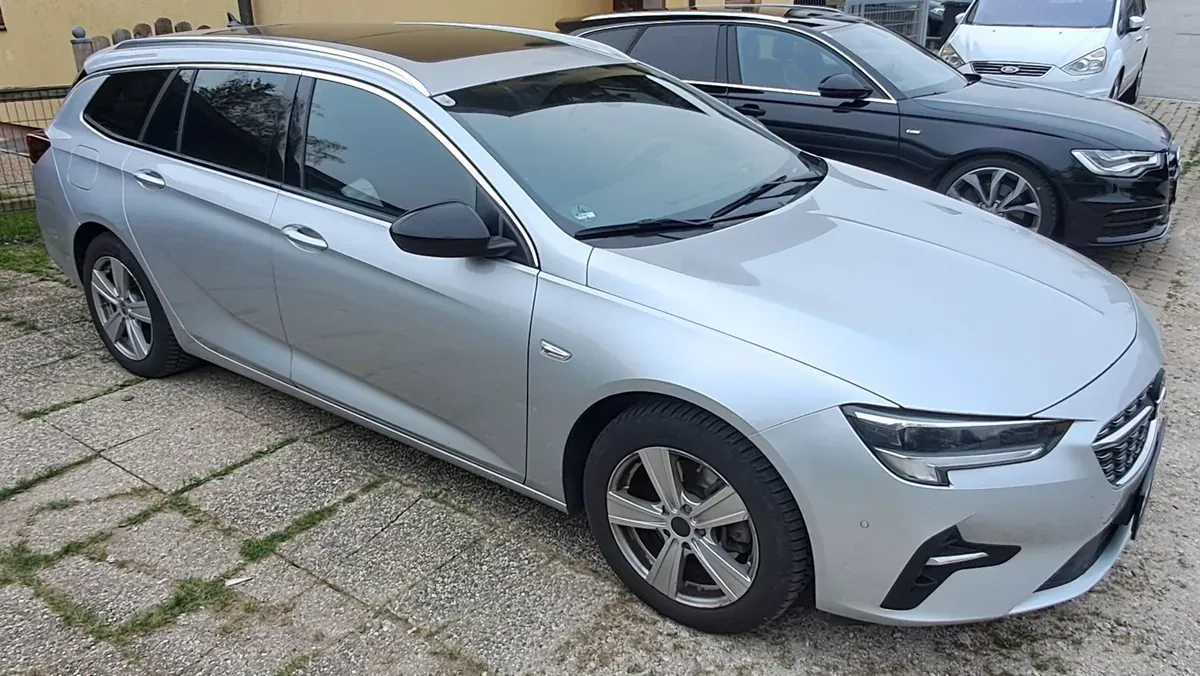 Opel Insignia 2021 photo 2