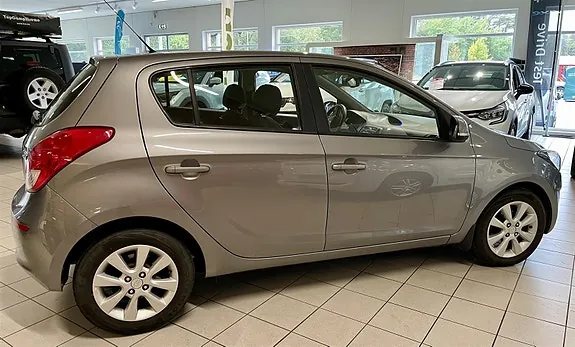 Hyundai I20 2013 photo 3