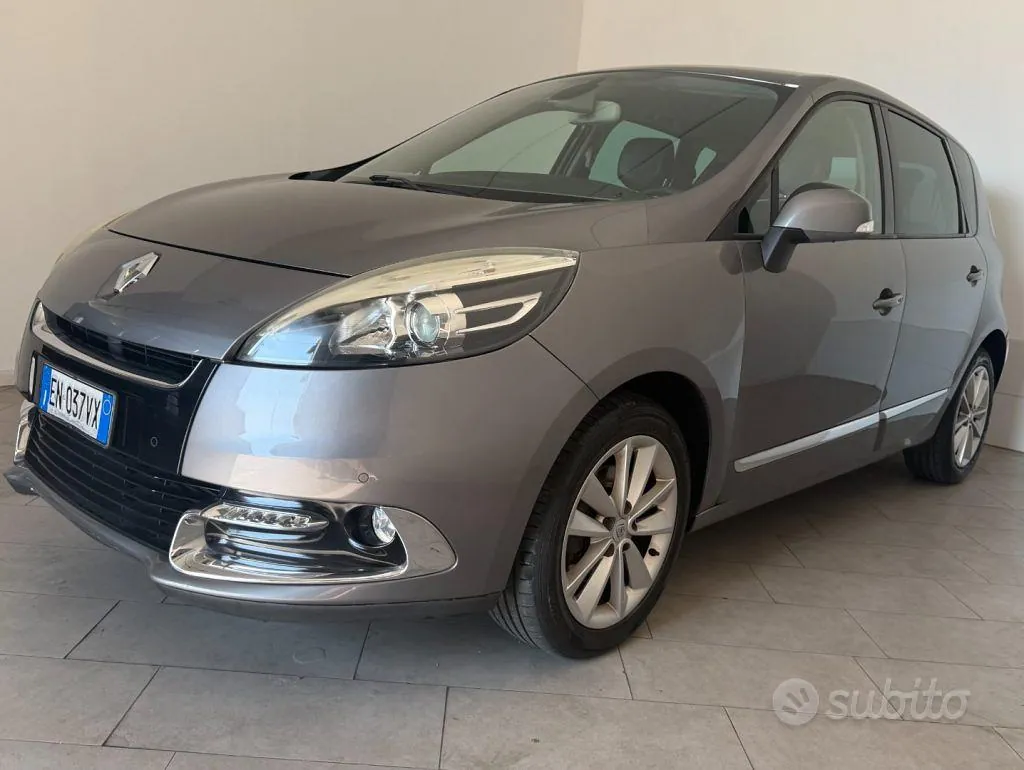 Renault Scenic 2013 photo 3