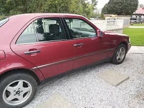 Mercedes-Benz C-Class 1993 photo 2