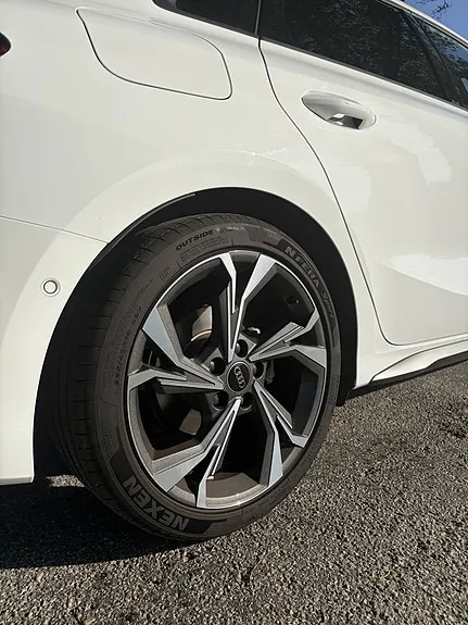 Audi A3 2025 photo 4