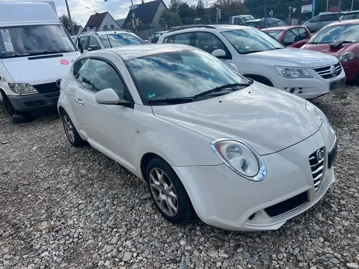 Alfa Romeo Mito