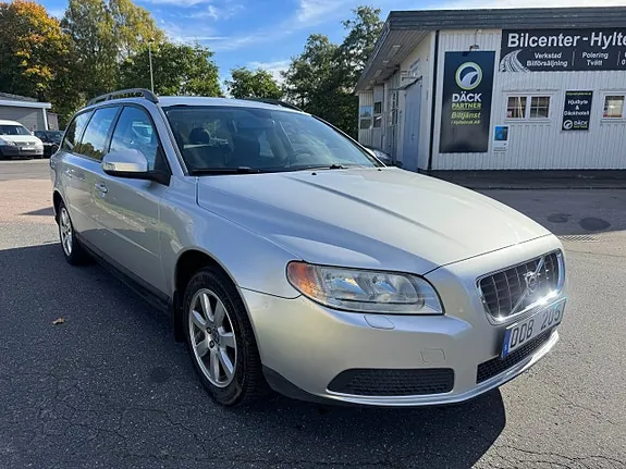 Volvo V70 2009 photo 2