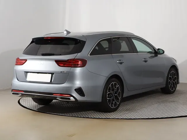 Kia Ceed Sw 2025 photo 4