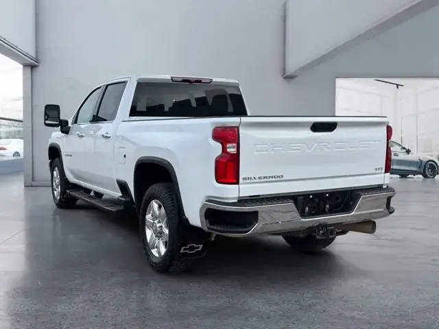 Chevrolet Silverado 2500 2022 photo 3