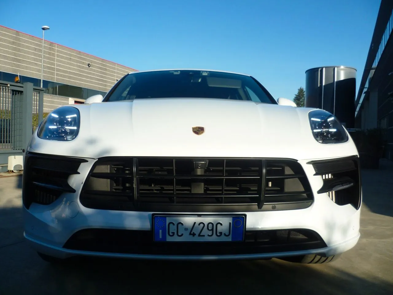Porsche Macan 2020 photo 2