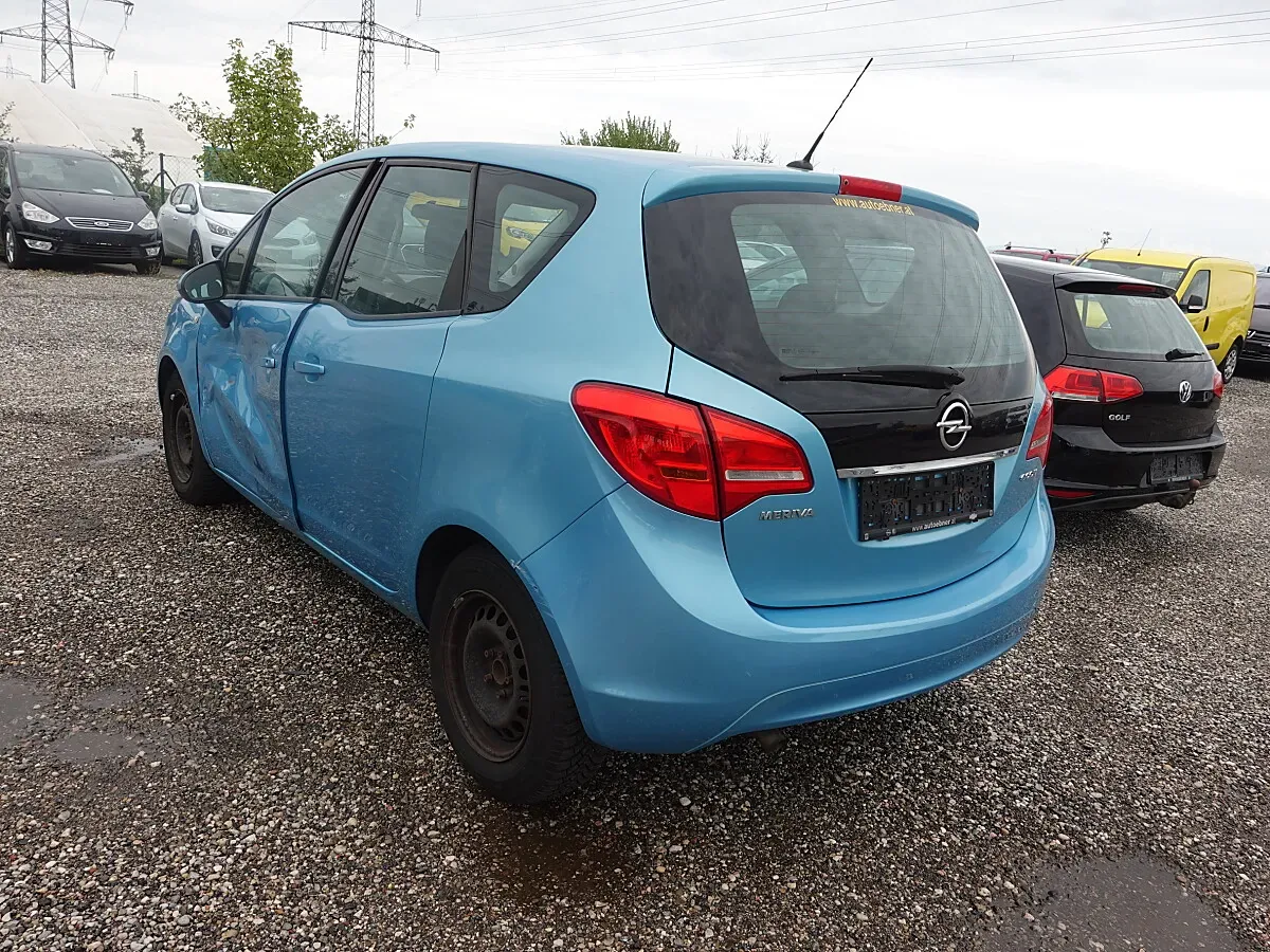 Opel Meriva 2010 photo 2
