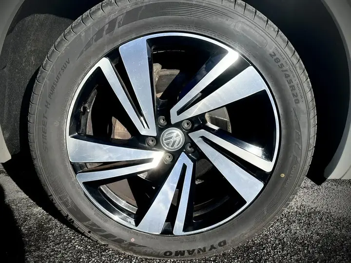 Volkswagen Touareg 2019 photo 3