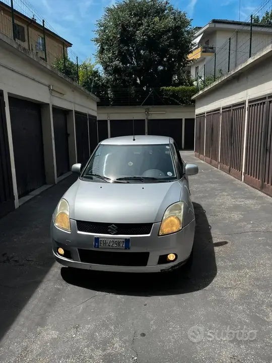 Suzuki Swift 2006 photo 5