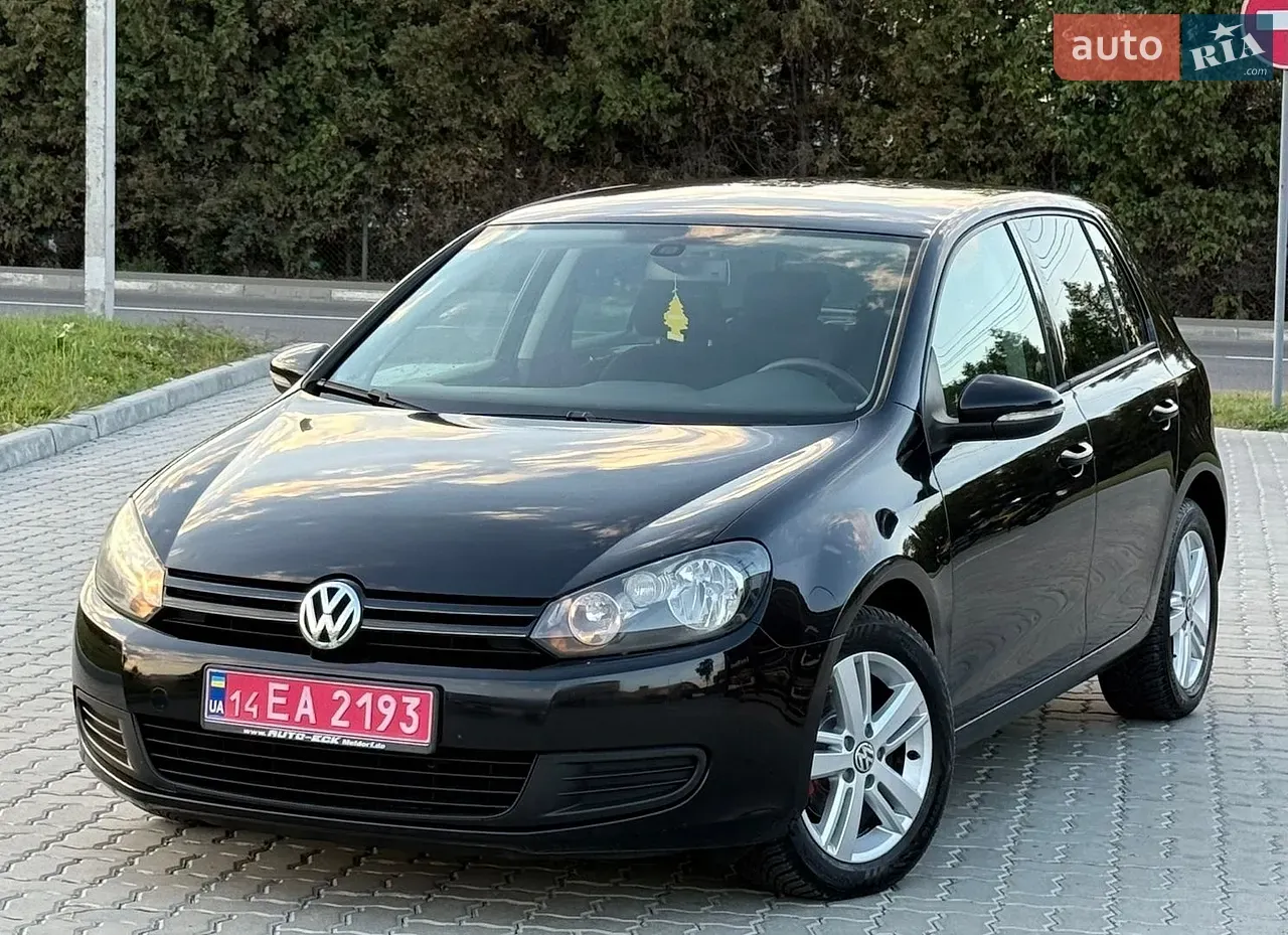 Volkswagen Golf 2010 photo 3