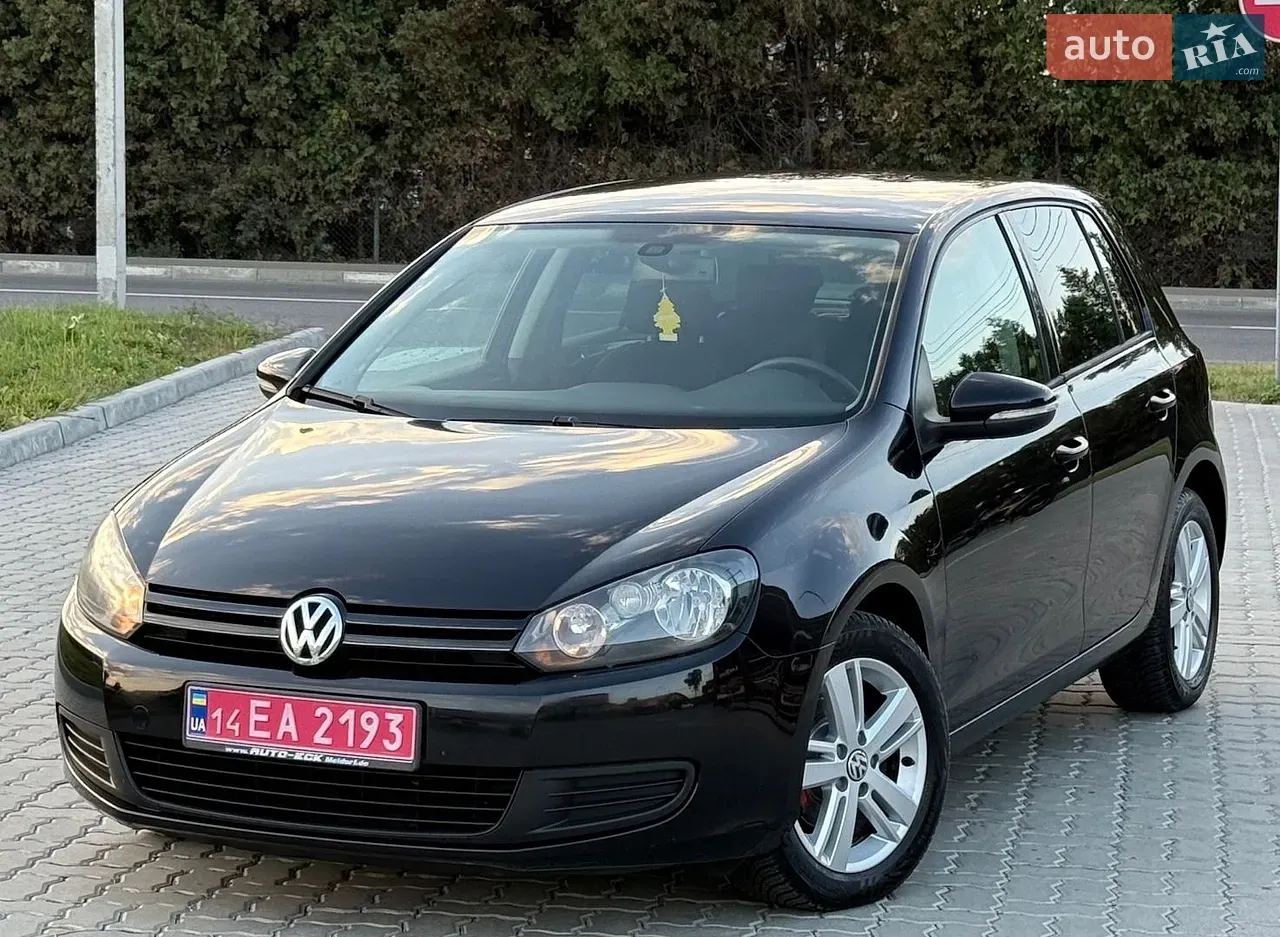 Volkswagen Golf 2010 photo 2