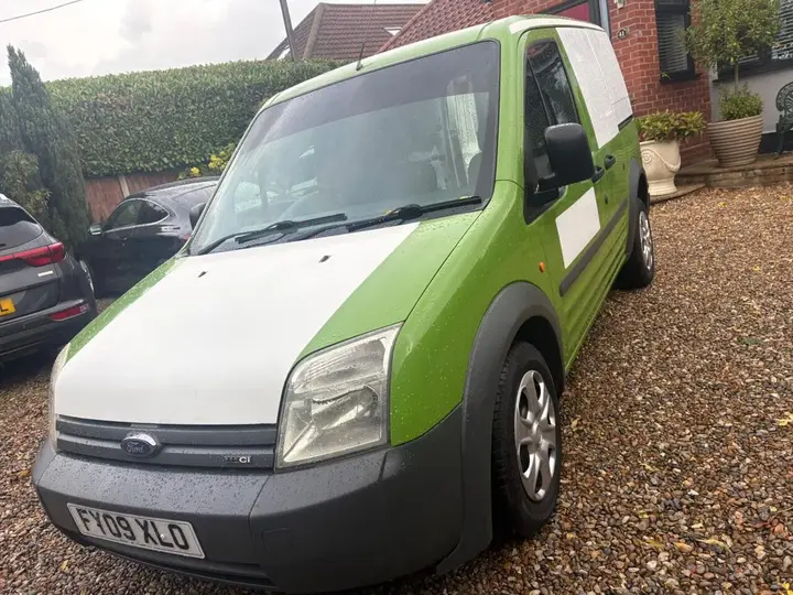 Ford Transit Connect 2009 photo 2