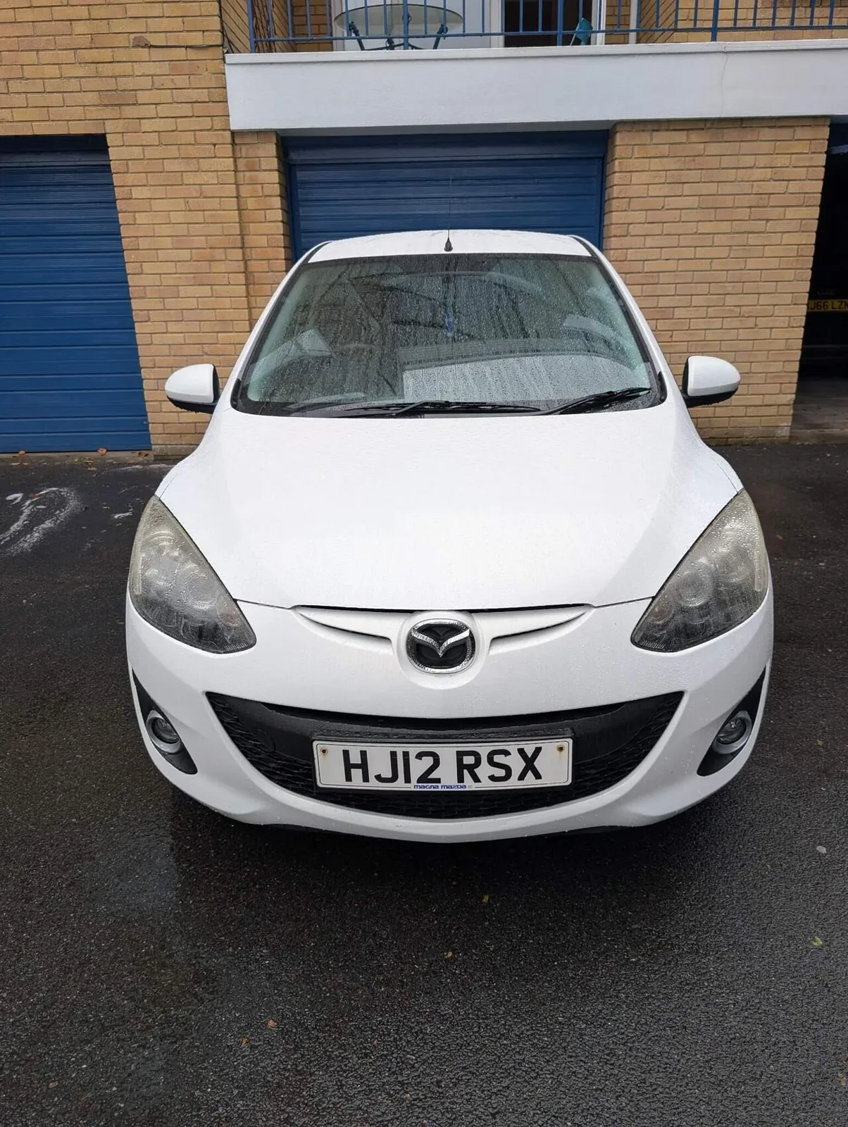 Mazda Mazda2 2012 photo 2