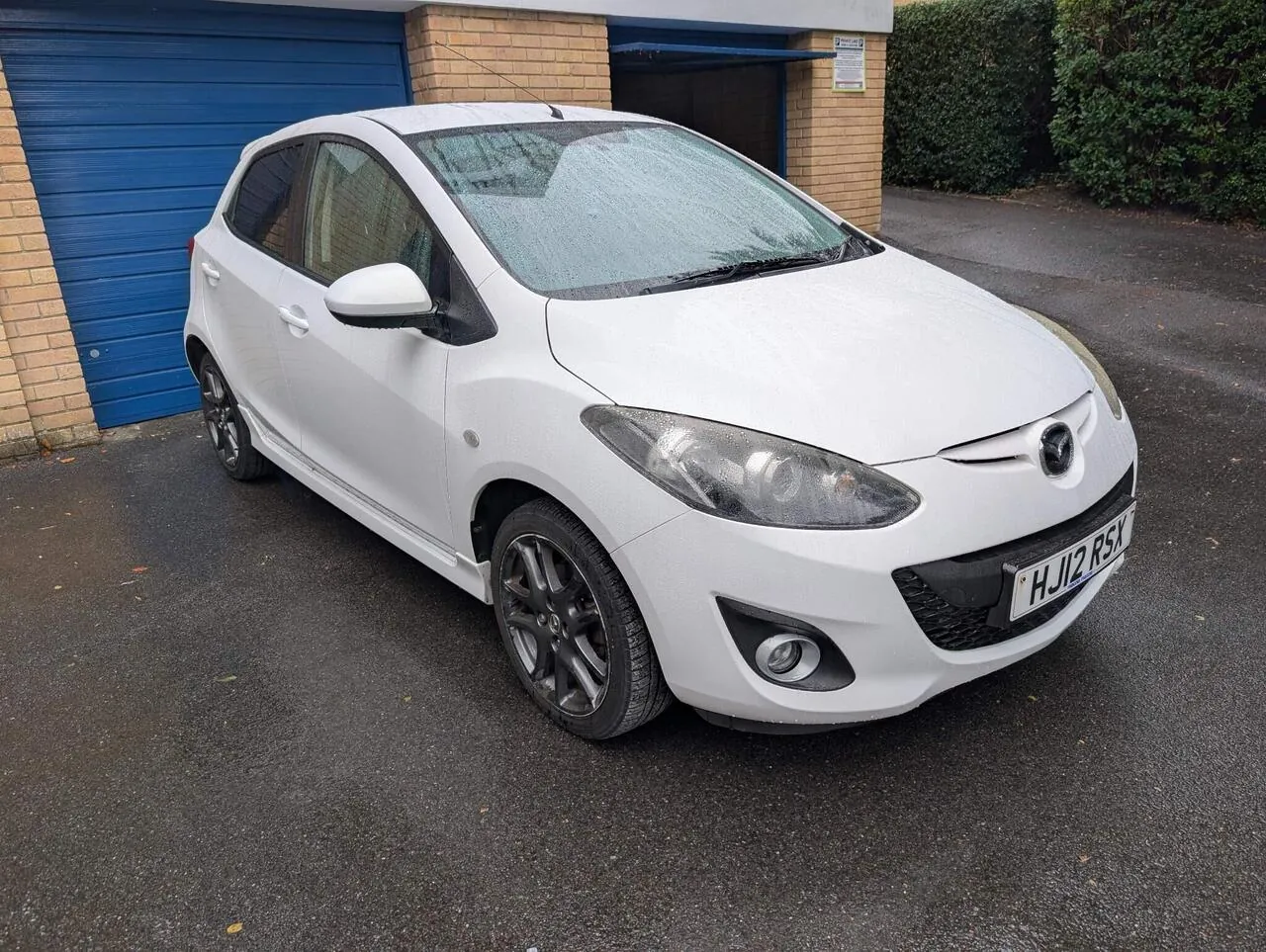 Mazda Mazda2
