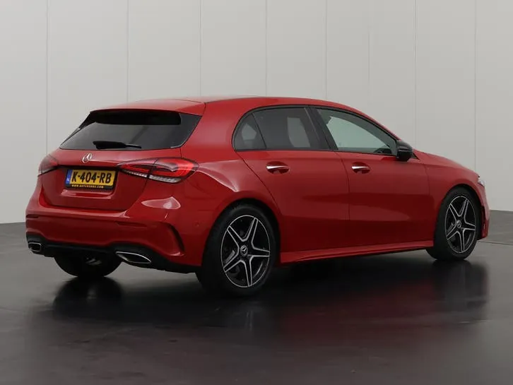 Mercedes-Benz A-Class 2018 photo 2