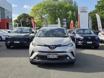 Toyota C-Hr 2017 photo 3