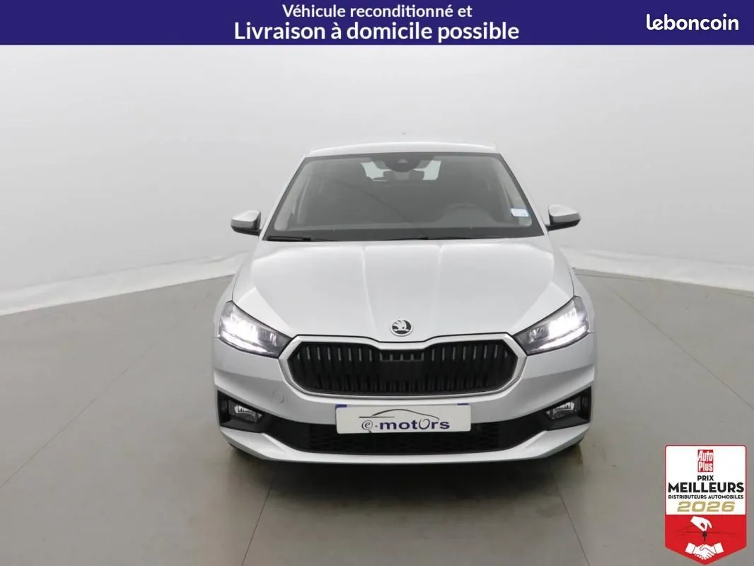 Skoda Fabia 2023 photo 2