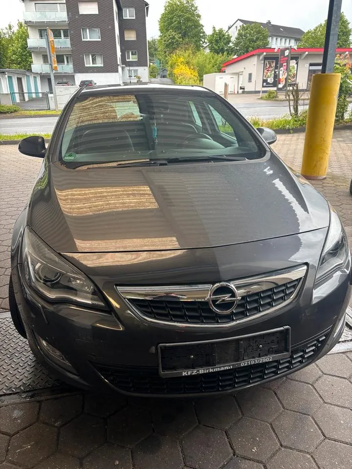 Opel Astra J