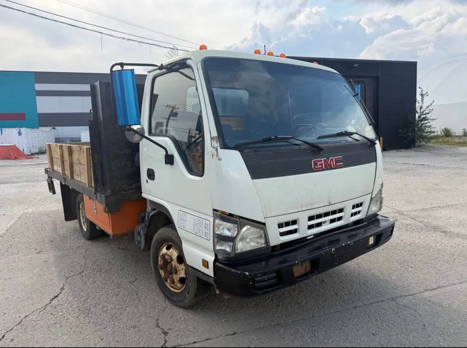 GMC W4500 2007 photo 2