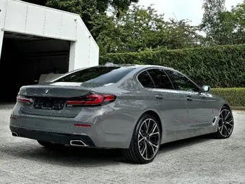 BMW 5 Series 2021 photo 2