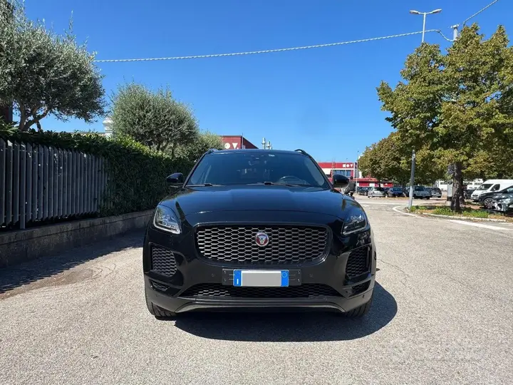 Jaguar E-Pace 2018 photo 3