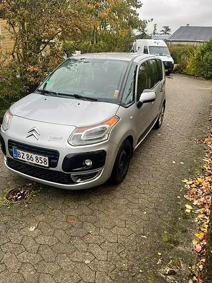 Citroen C3 Picasso 2011 photo 2