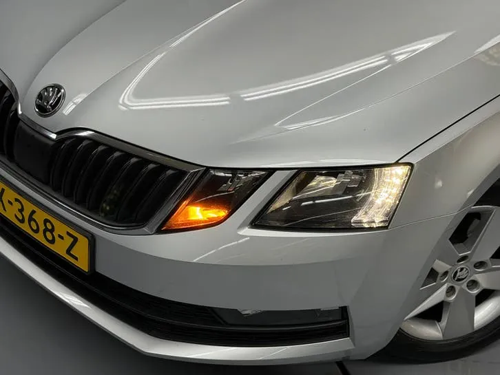 Skoda Octavia 2018 photo 3