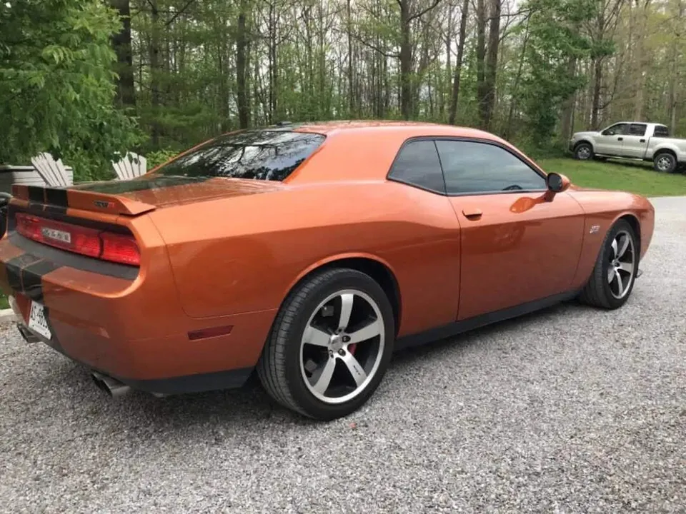 Dodge Challenger 2011 photo 3