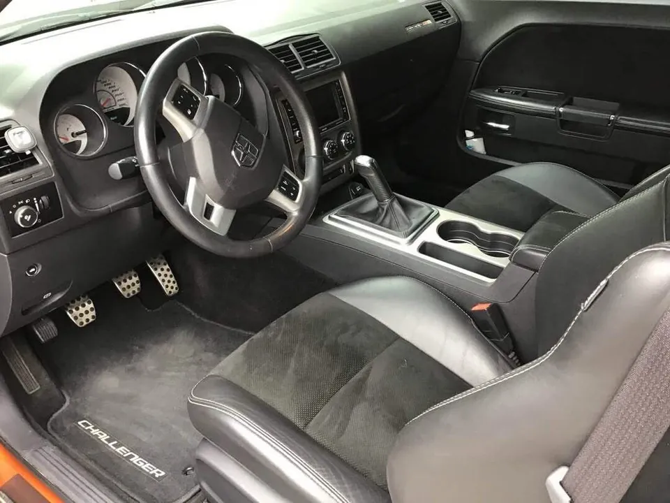 Dodge Challenger 2011 photo 5