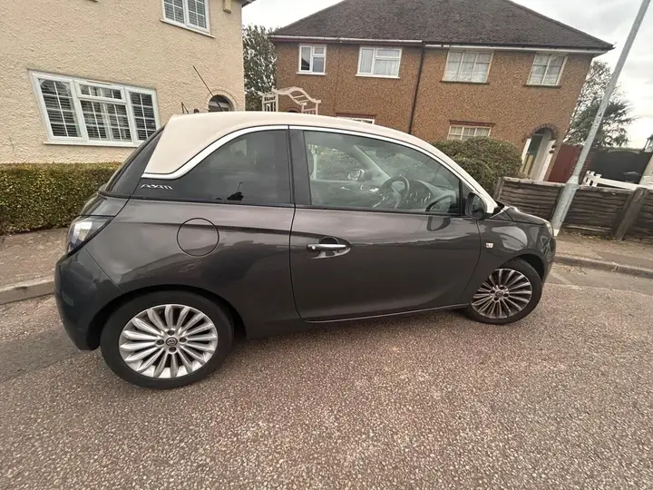 Vauxhall Adam 2014 photo 4